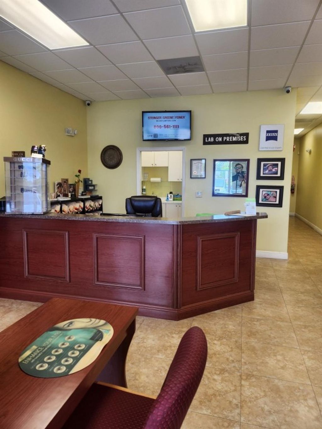 Photo of 645 SW Hallandale Beach, Hallandale Beach, FL 33309 (MLS # F10546018)