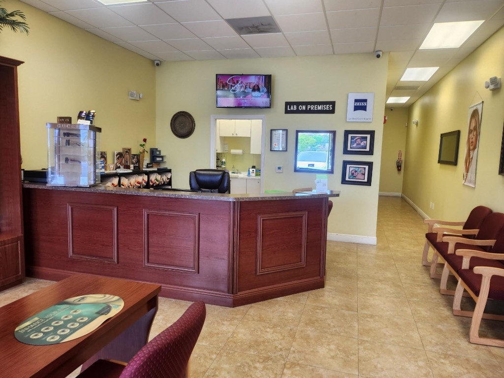 View photos, virtual tours, details...