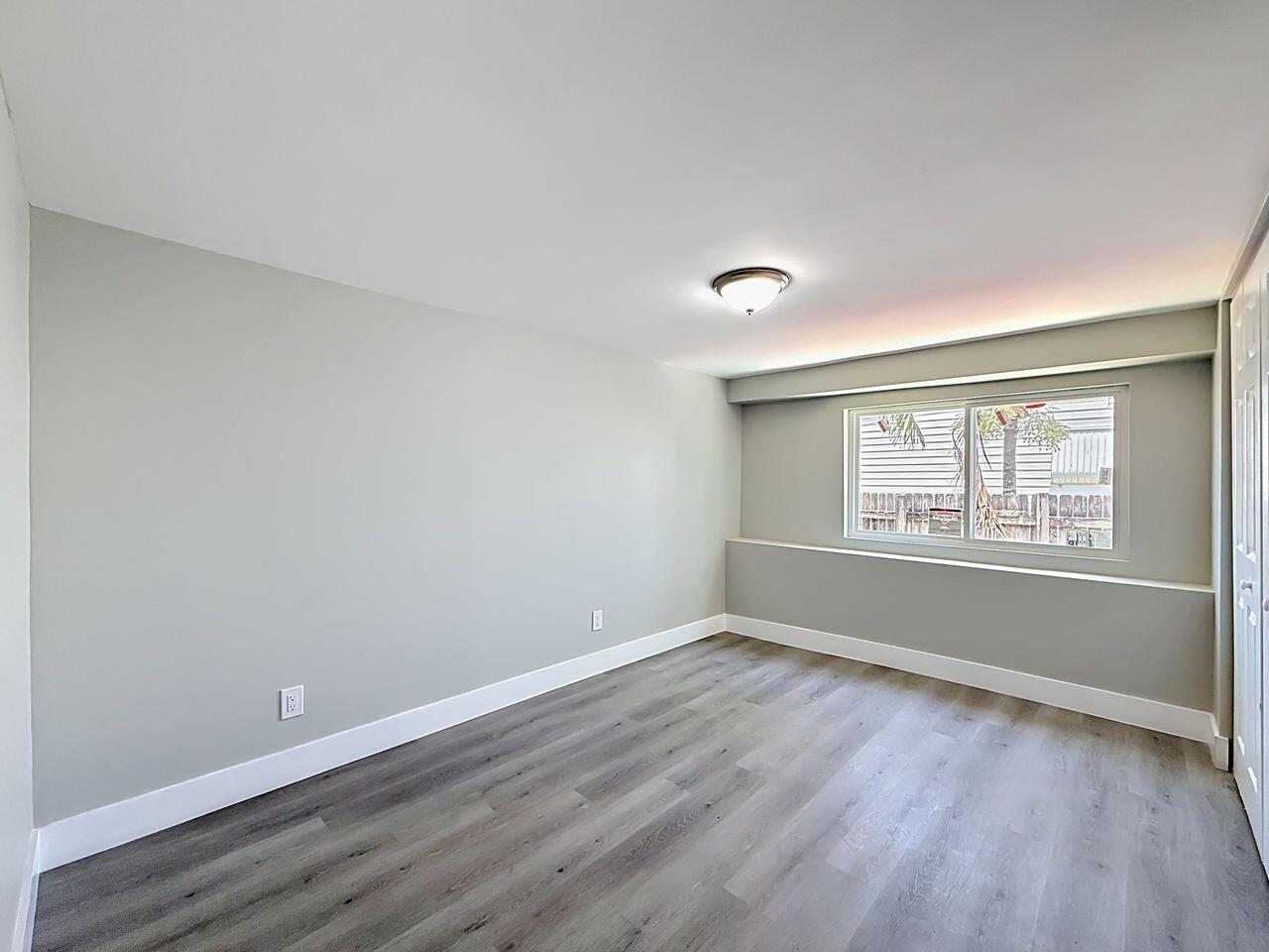 RAVENSWOOD ESTATES & MARINAS - Residential
