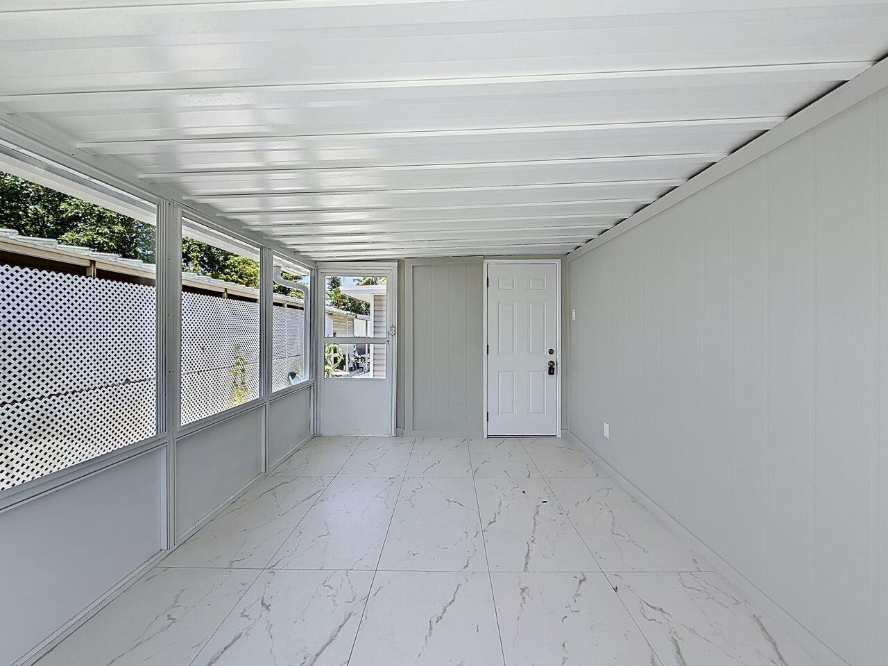 RAVENSWOOD ESTATES & MARINAS - Residential