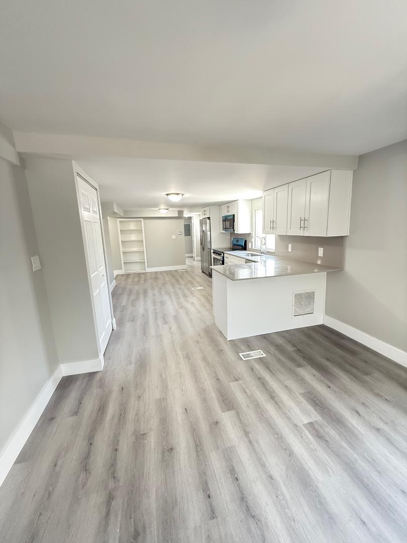 RAVENSWOOD ESTATES & MARINAS - Residential