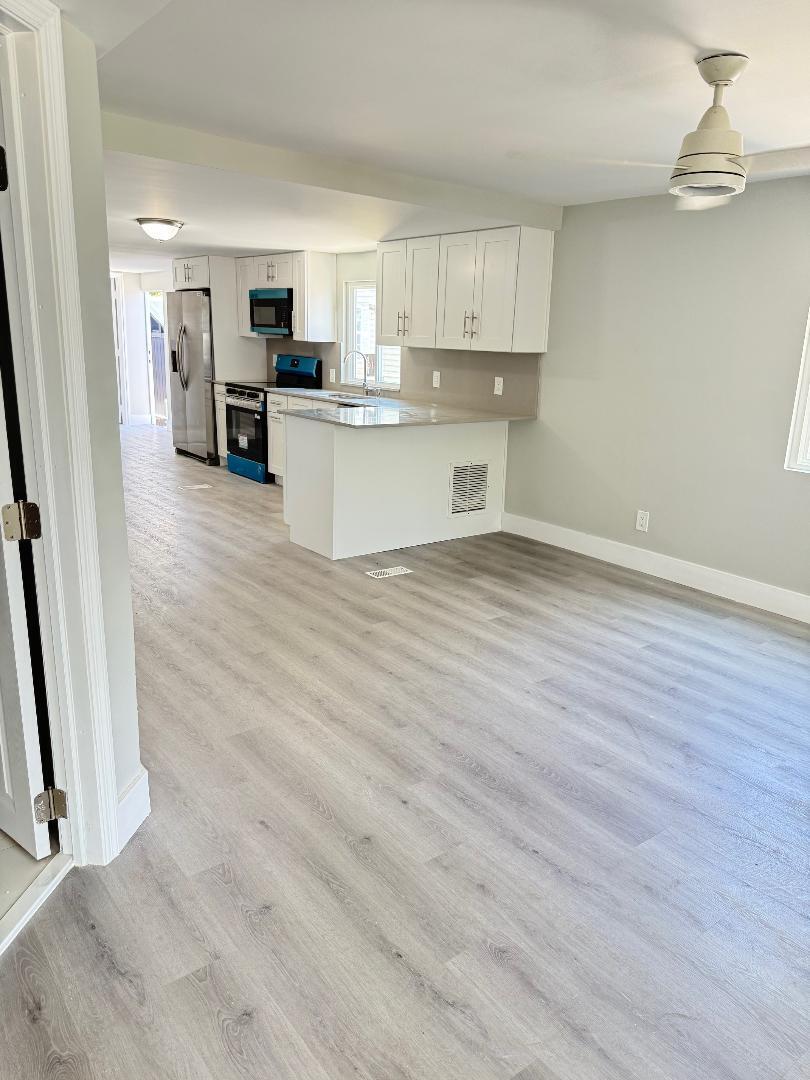 RAVENSWOOD ESTATES & MARINAS - Residential