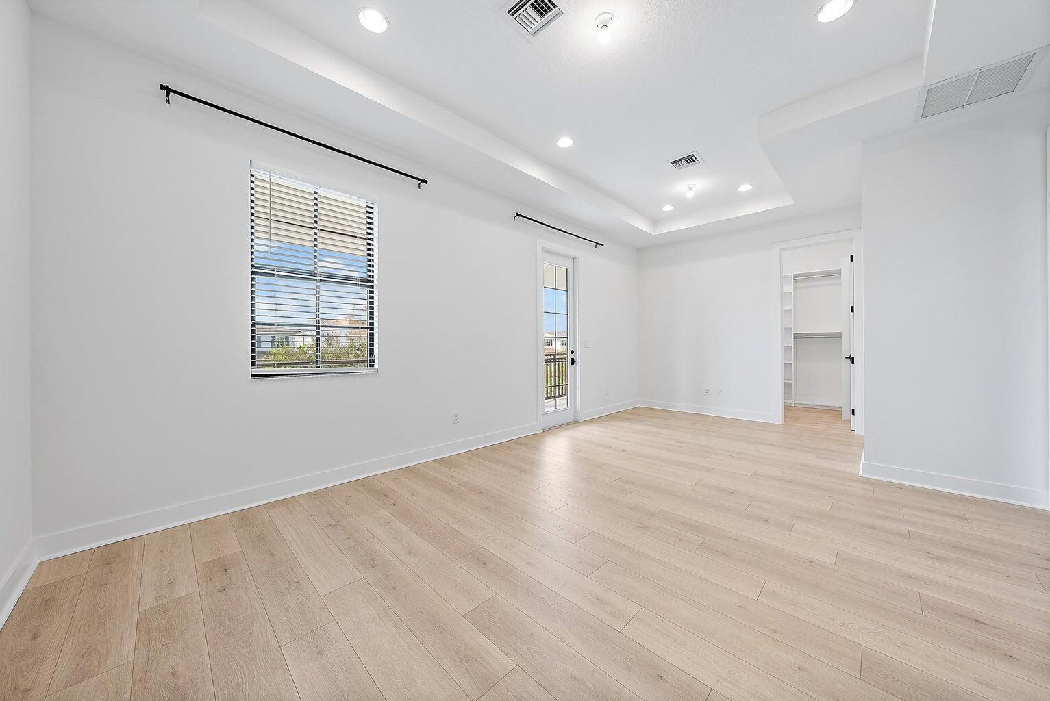 ALTON - Residential Lease