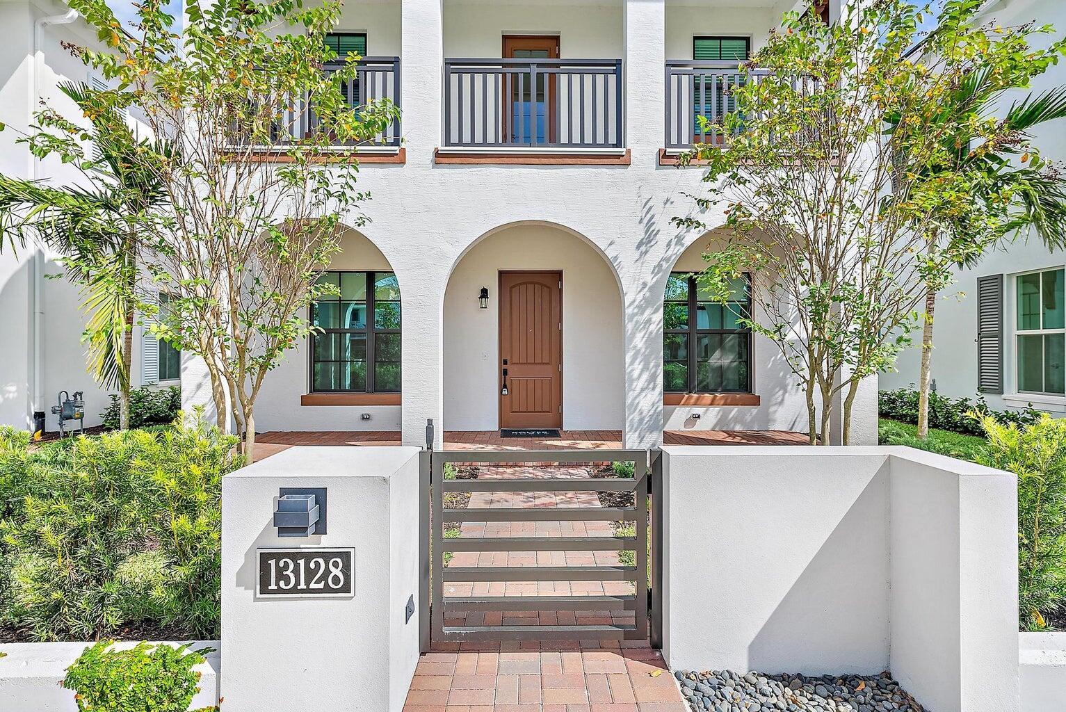 ALTON - Residential Lease