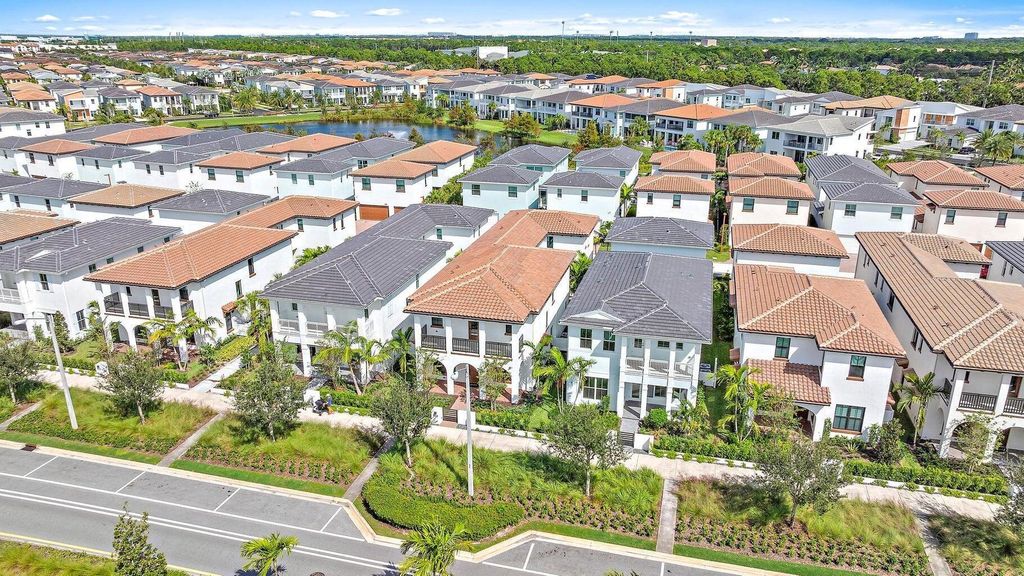 Photo of 13128 Alton Road, Palm Beach Gardens, FL 33418 (MLS # R11137181)