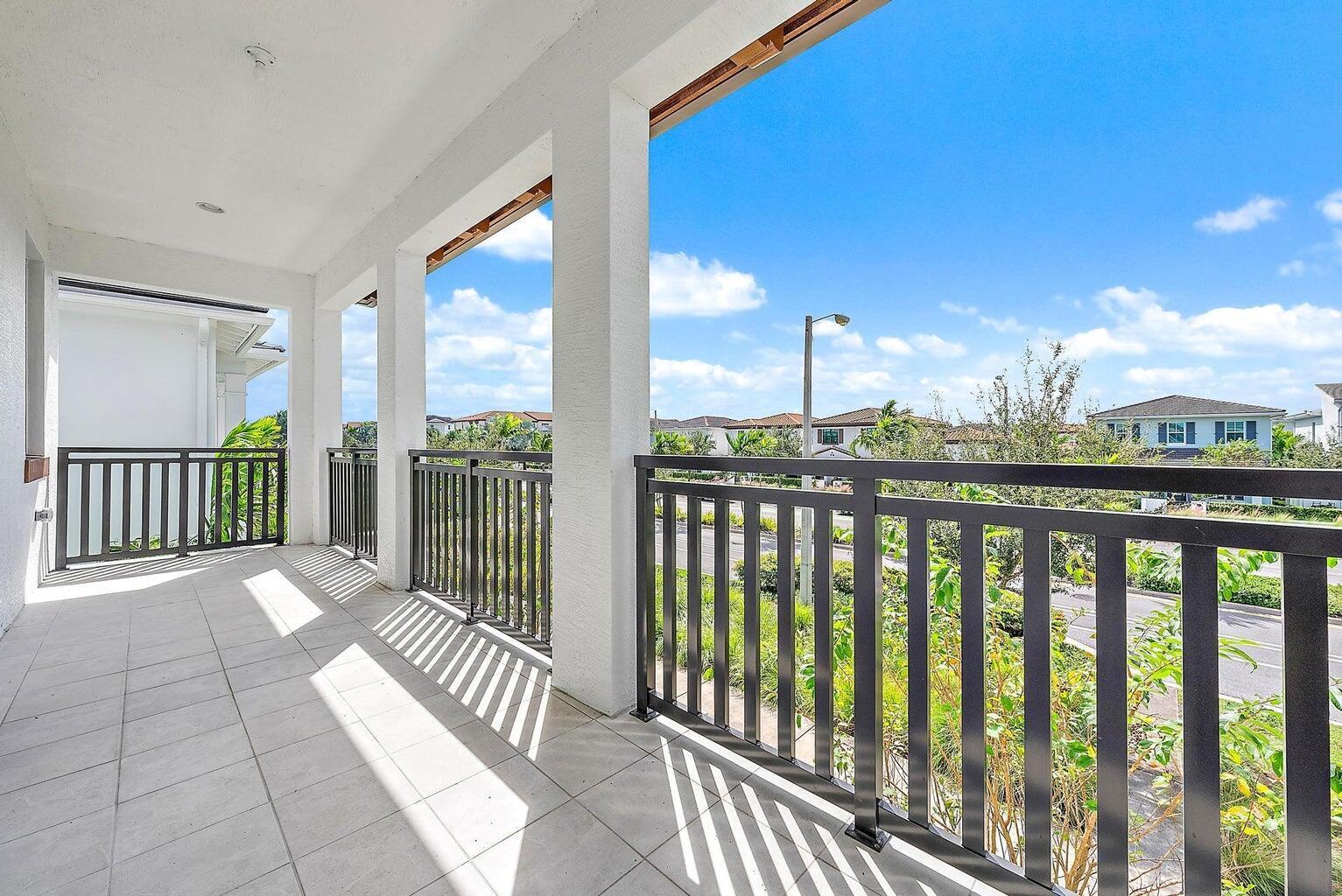 ALTON - Residential Lease