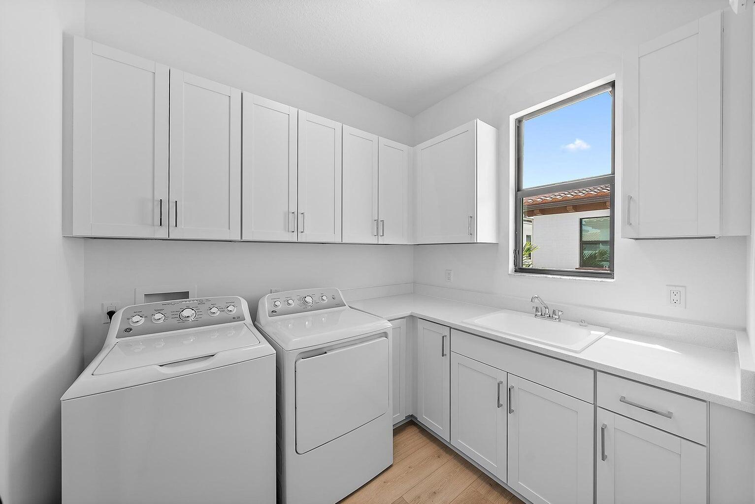 ALTON - Residential Lease