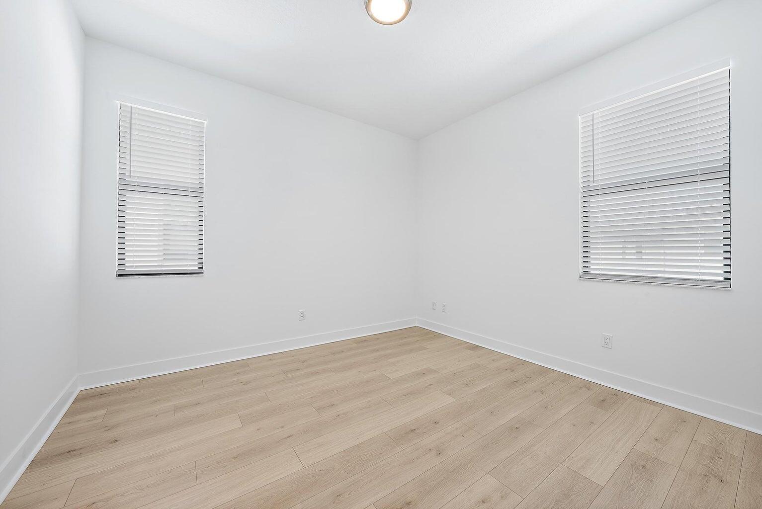 ALTON - Residential Lease