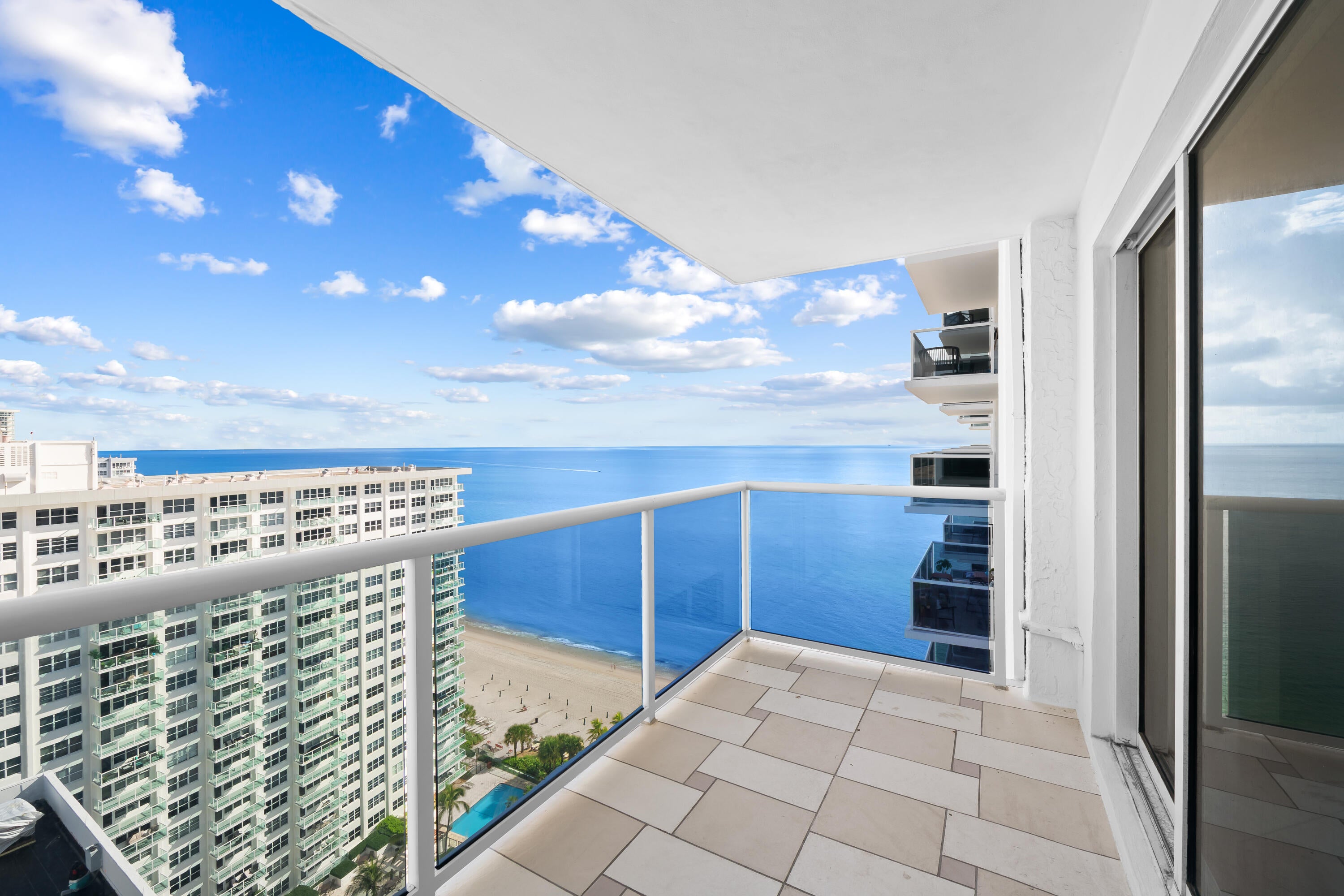 3500 GALT OCEAN Drive 2212A