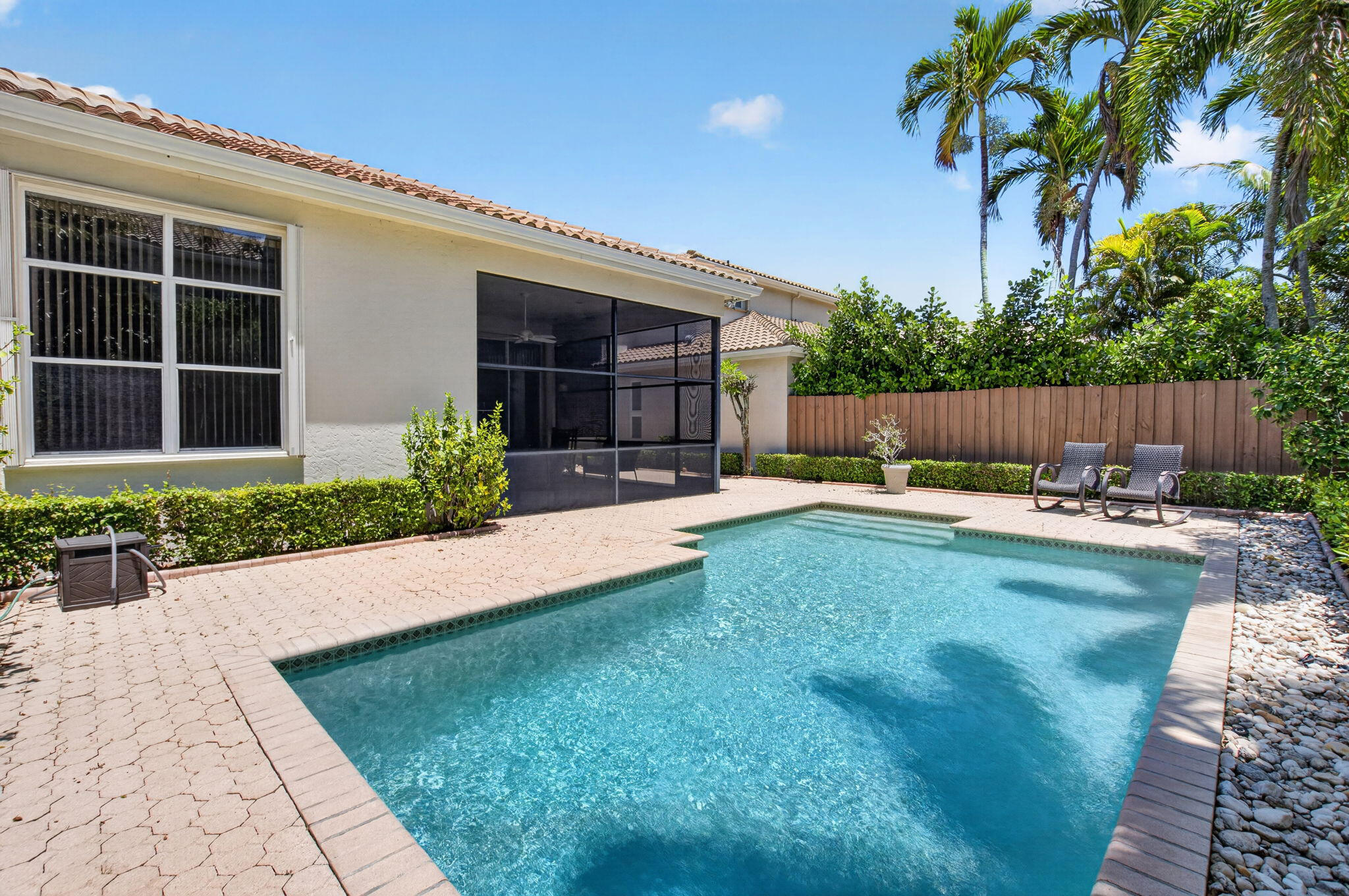 BANYANS - Residential