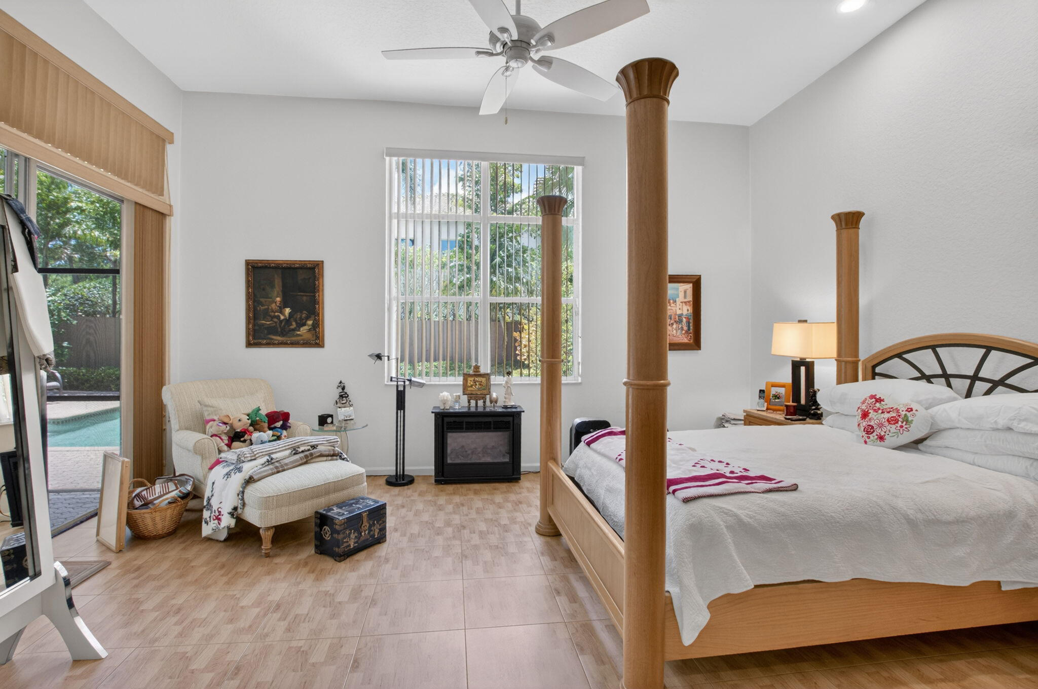 BANYANS - Residential