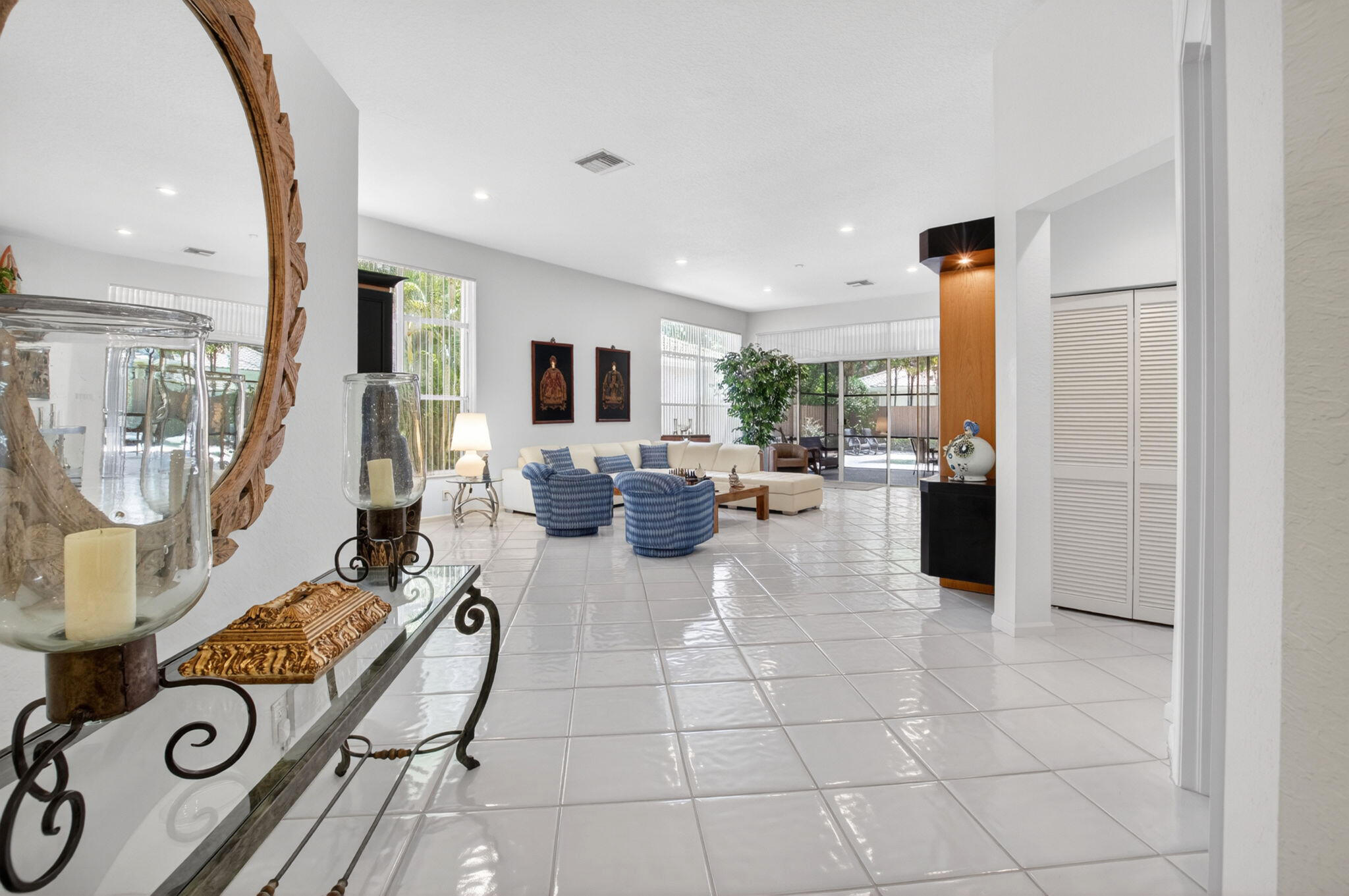 BANYANS - Residential