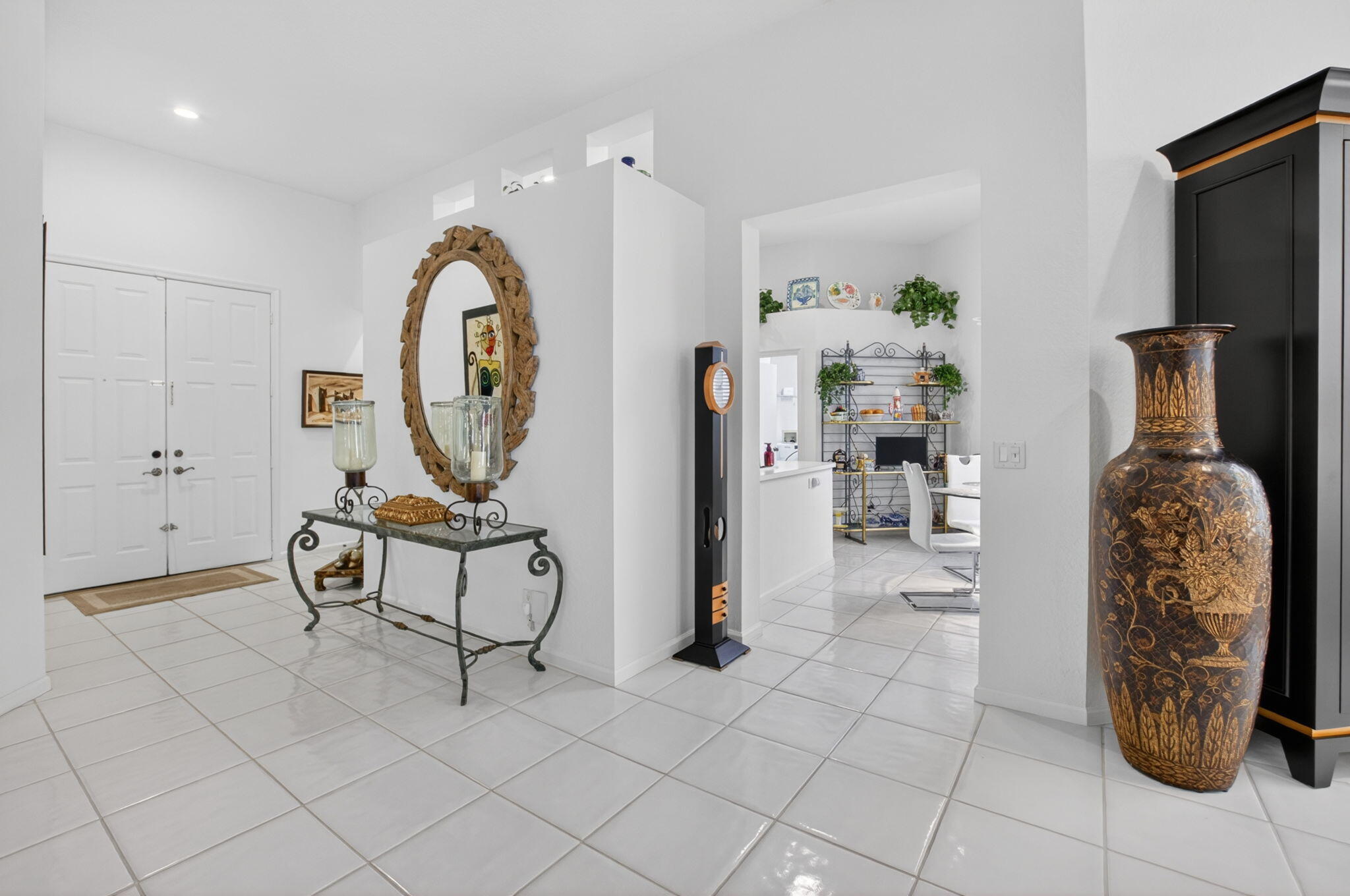 BANYANS - Residential