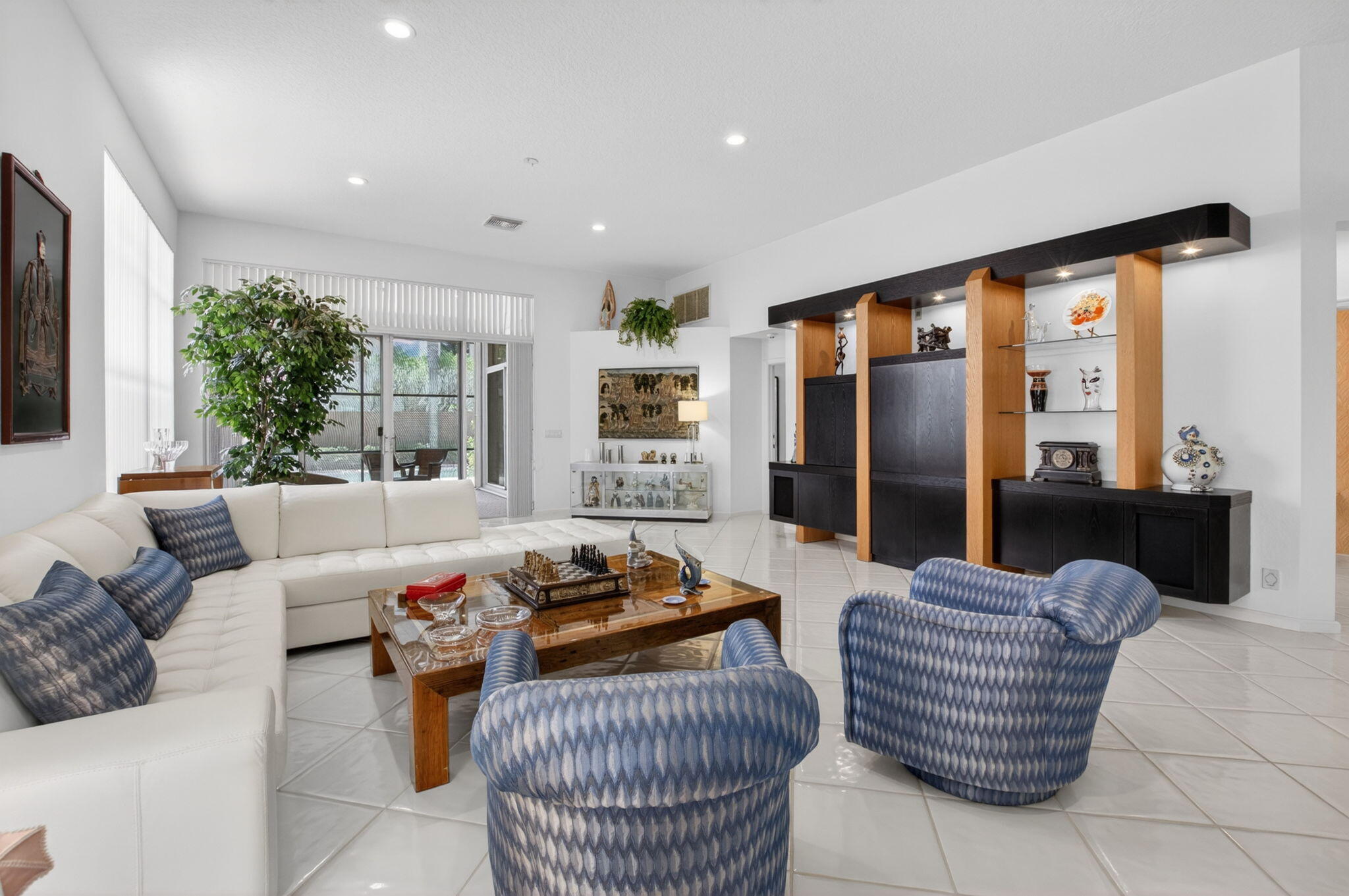 BANYANS - Residential