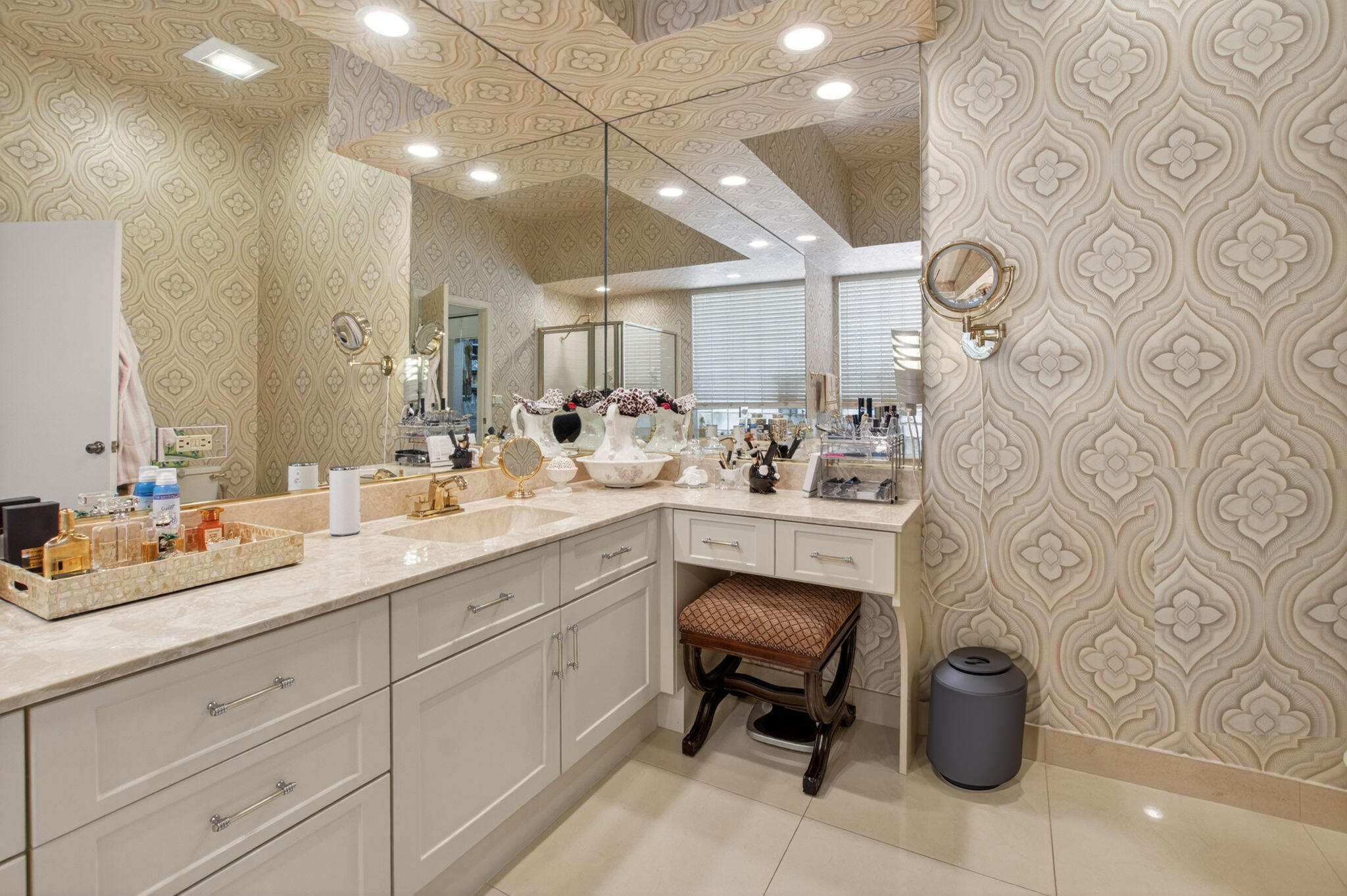 BANYANS - Residential