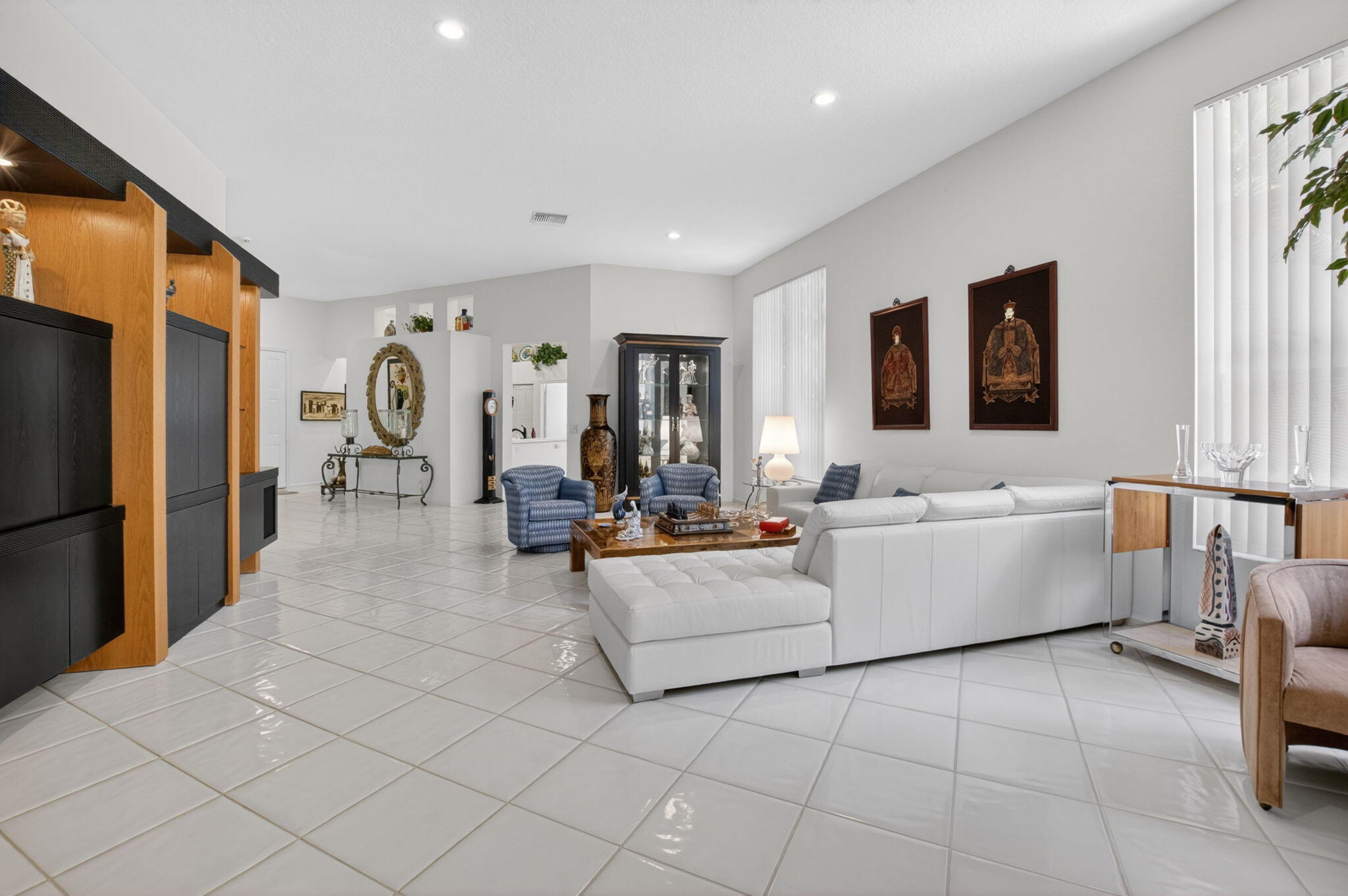 BANYANS - Residential