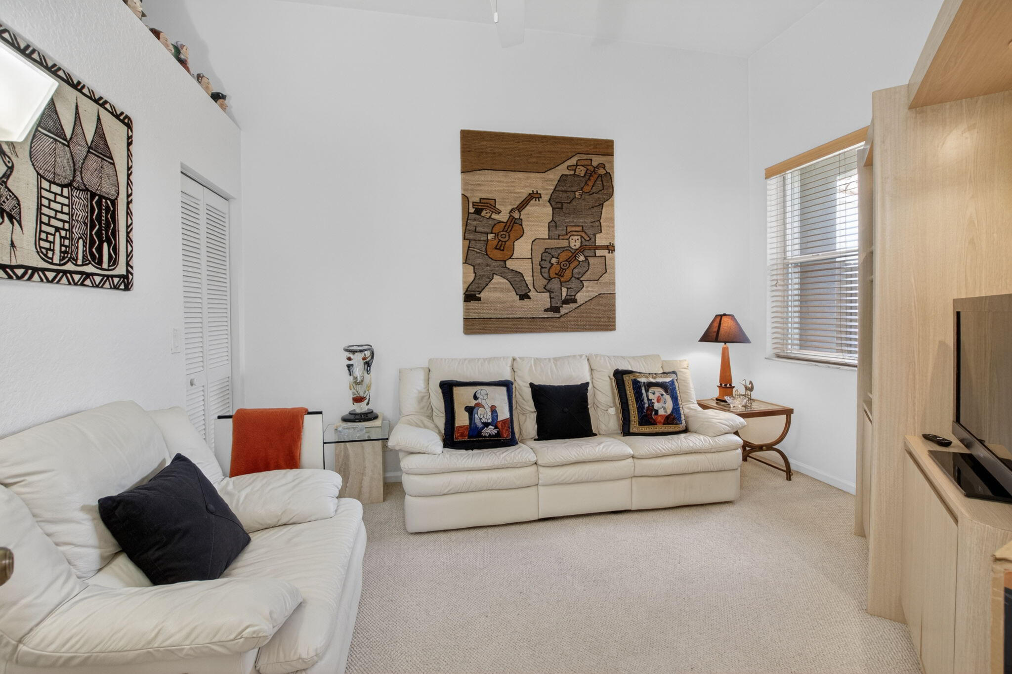 BANYANS - Residential