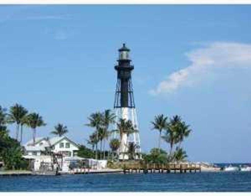 Photo of 2605 Bay Drive #2605, Pompano Beach, FL 33062 (MLS # R10749464)