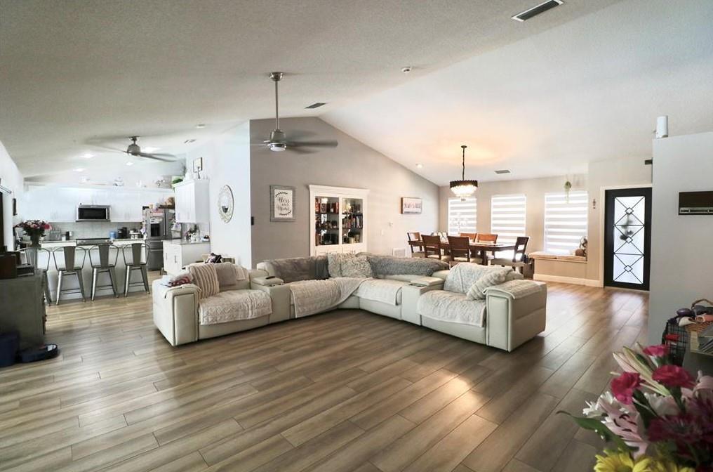 Pine Landing 113-42 B - Residential Lease