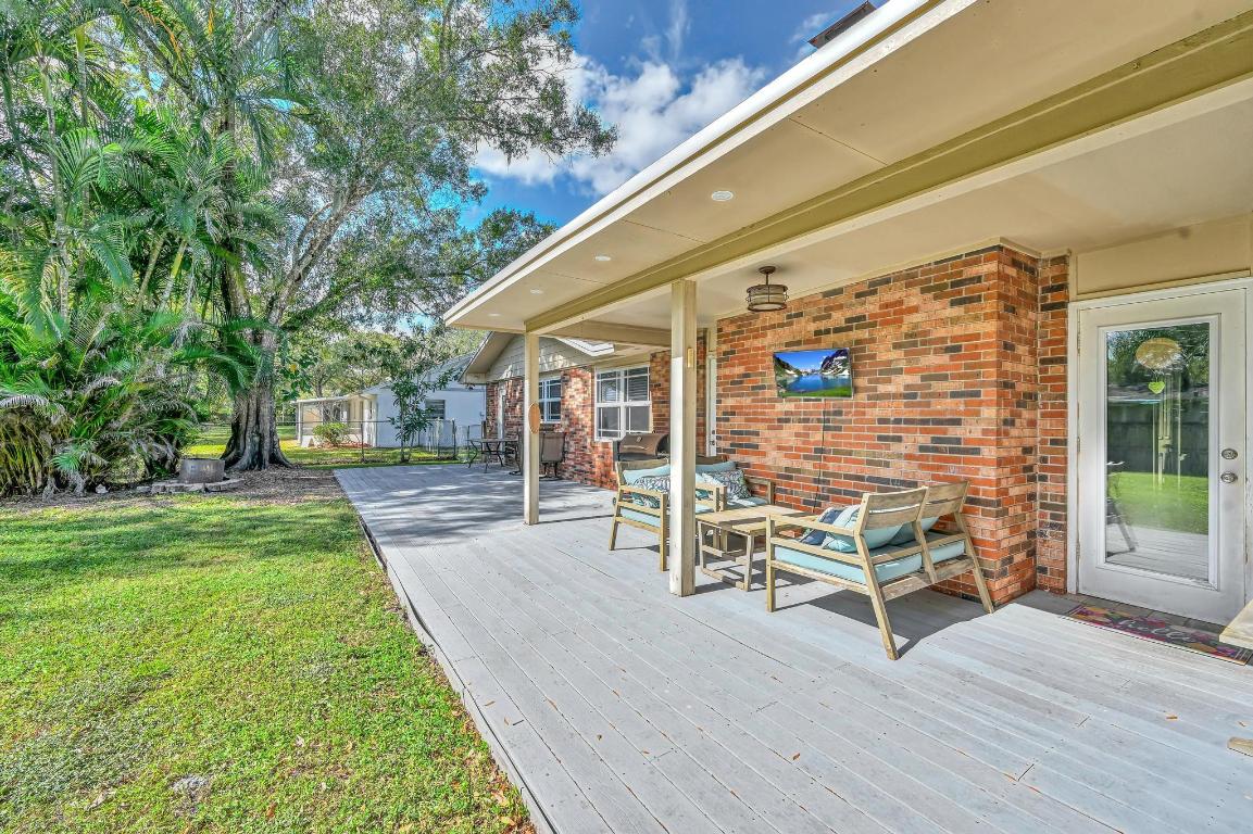 TWELVE OAKS ESTATES - Residential