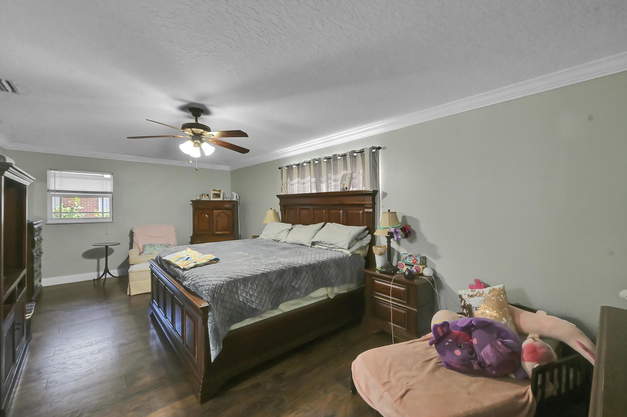 TWELVE OAKS ESTATES - Residential