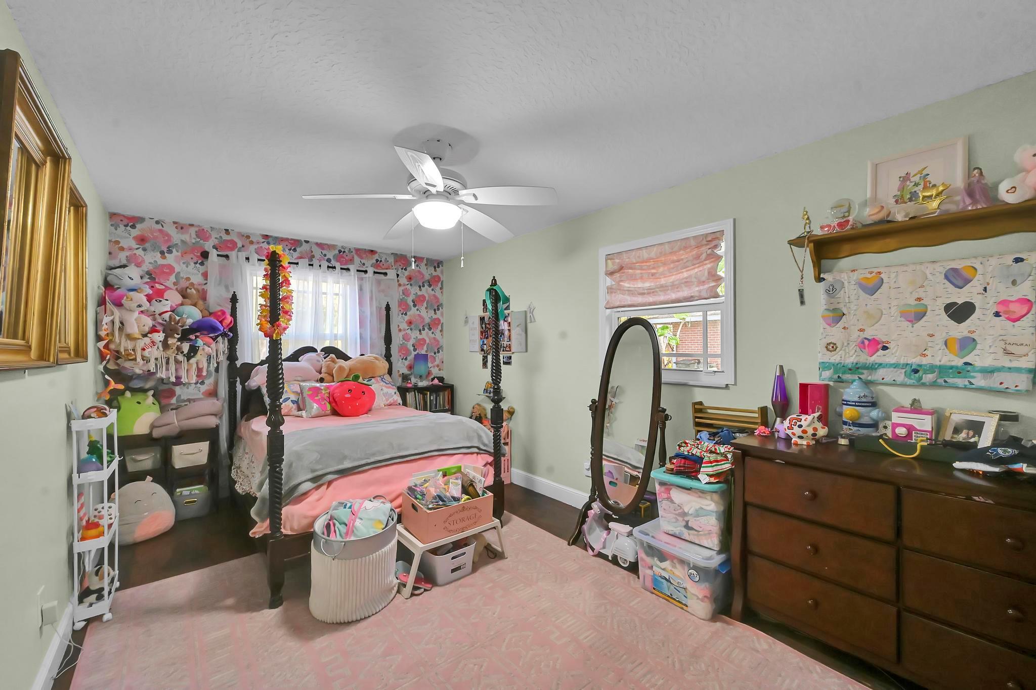 TWELVE OAKS ESTATES - Residential