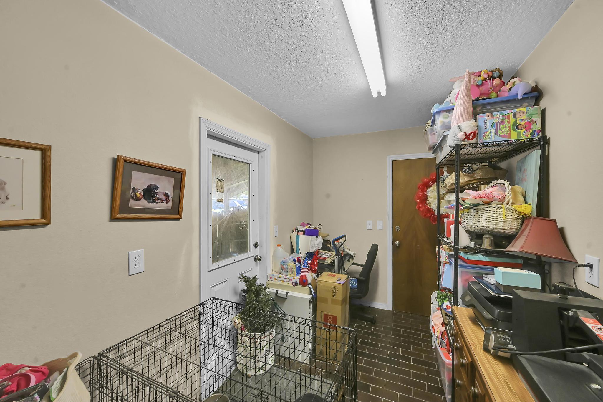 TWELVE OAKS ESTATES - Residential