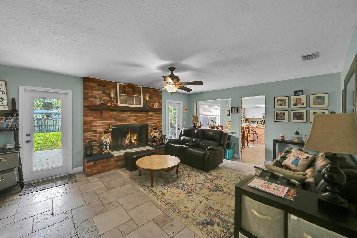 TWELVE OAKS ESTATES - Residential