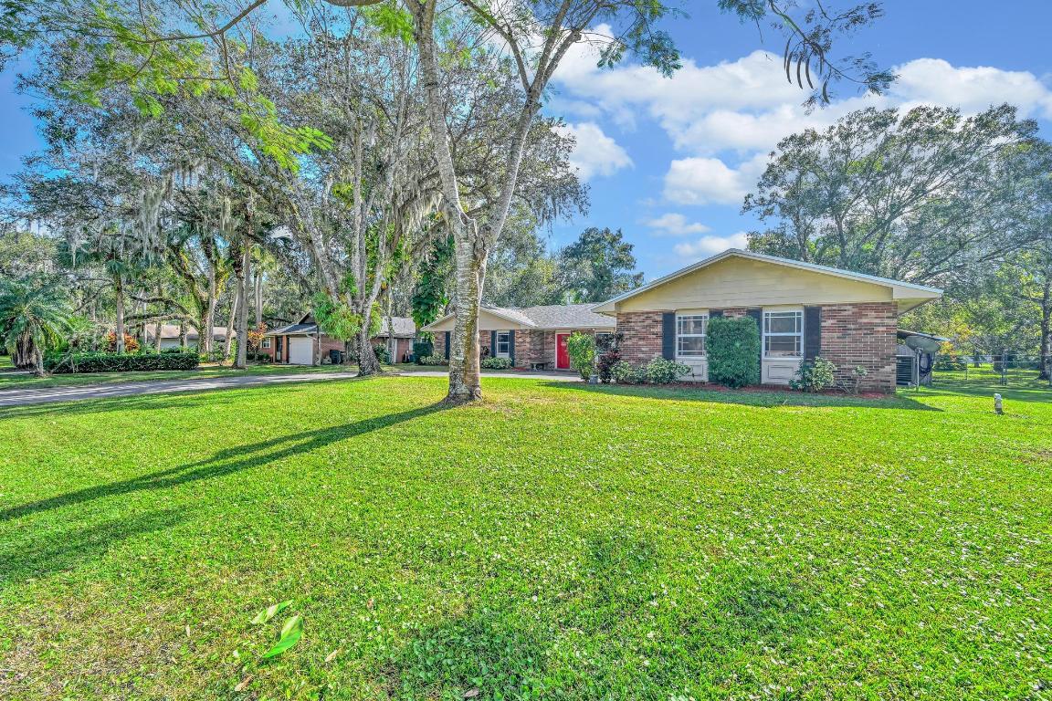 TWELVE OAKS ESTATES - Residential