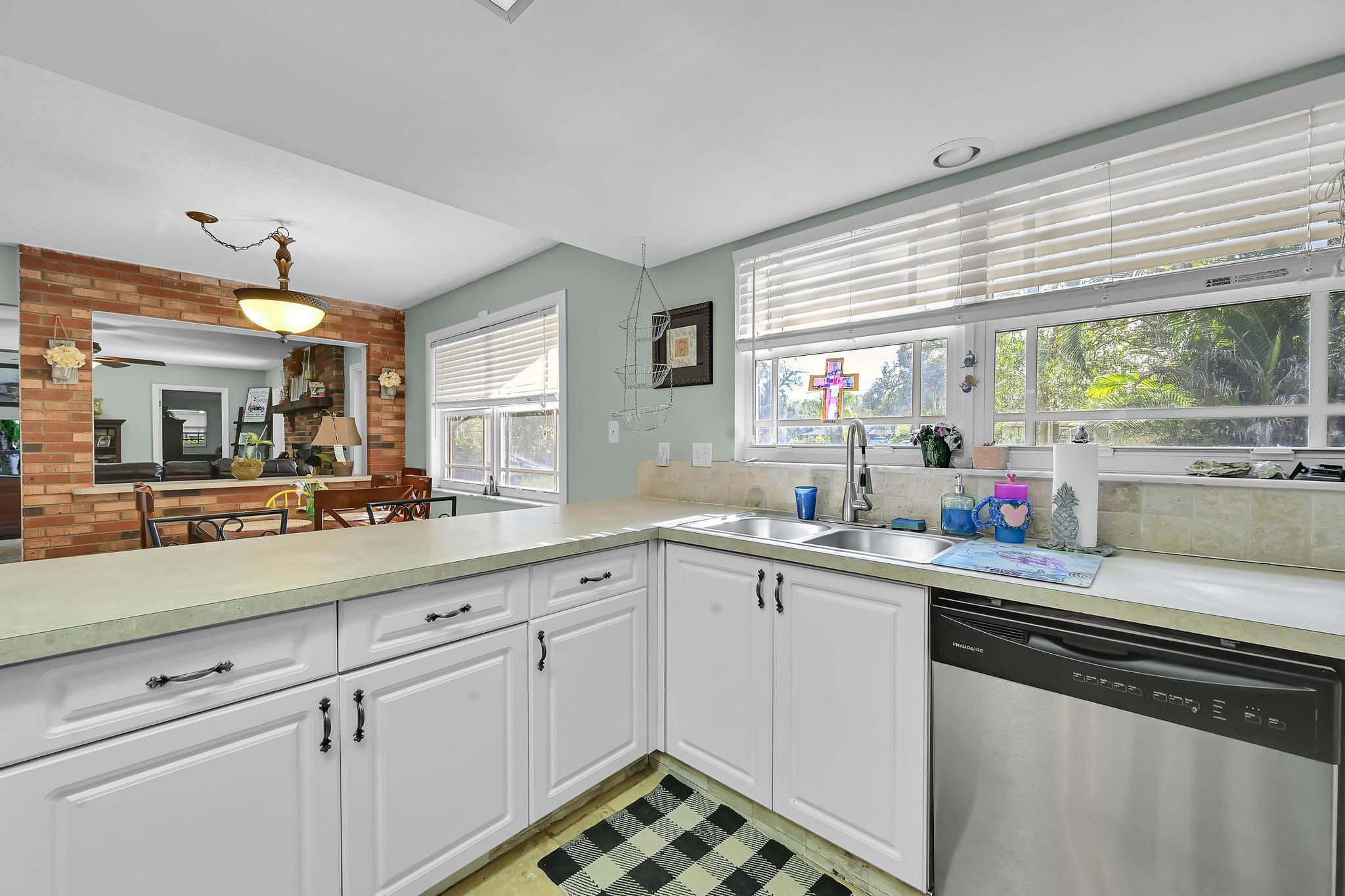 TWELVE OAKS ESTATES - Residential