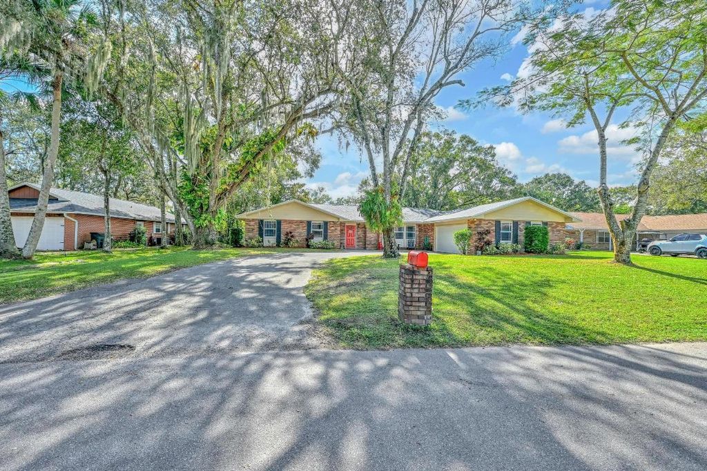 Photo of 2601 Gray Twig Lane, Fort Pierce, FL 34981 (MLS # R11143329)