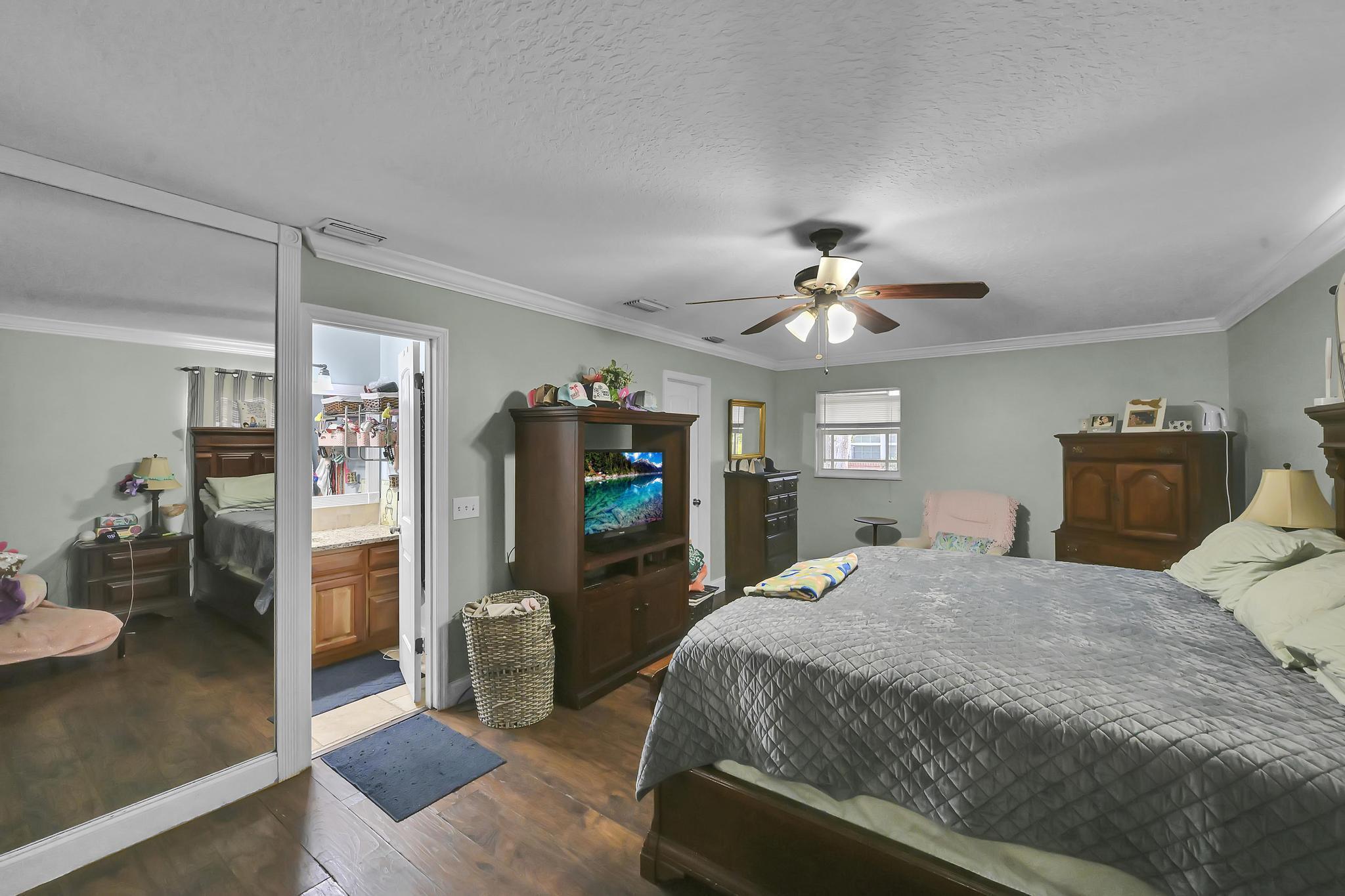 TWELVE OAKS ESTATES - Residential