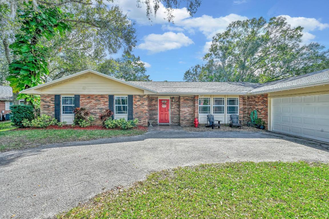 TWELVE OAKS ESTATES - Residential