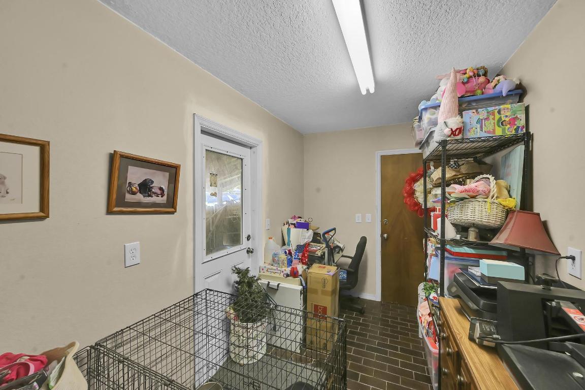 TWELVE OAKS ESTATES - Residential