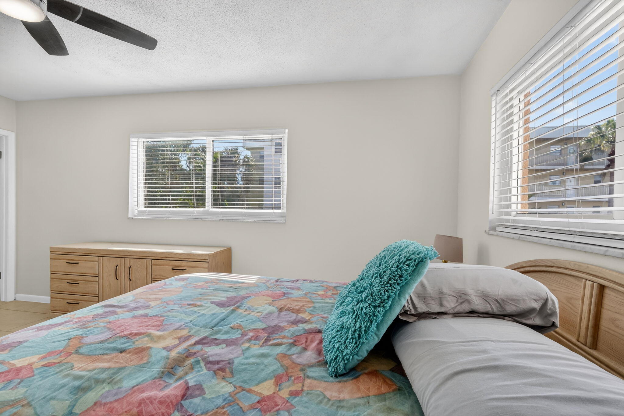 VILLAGE ROYALE ON THE GRE - Residential