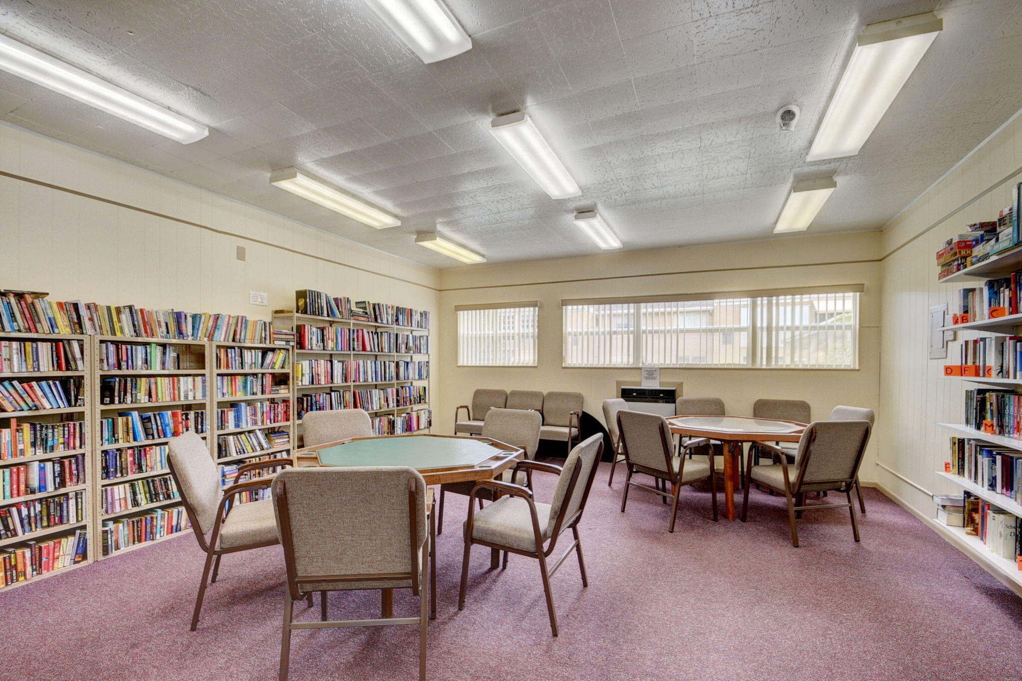 VILLAGE ROYALE ON THE GRE - Residential