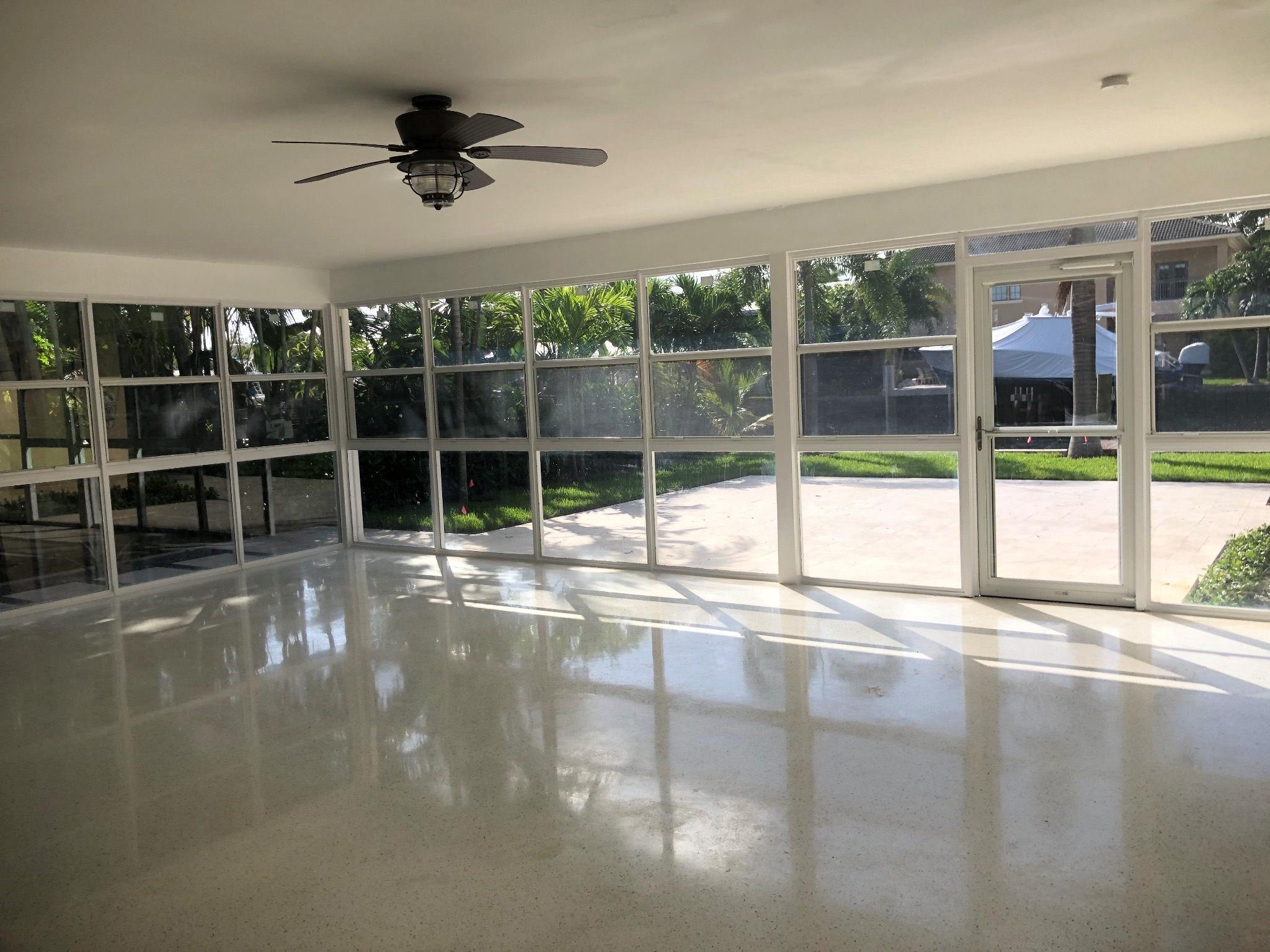 RIVIERA - Residential Lease