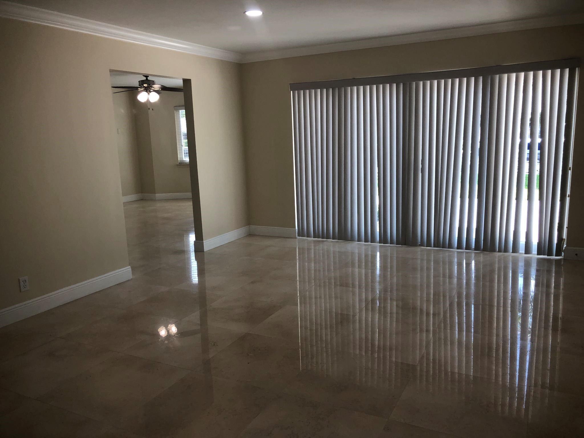 RIVIERA - Residential Lease