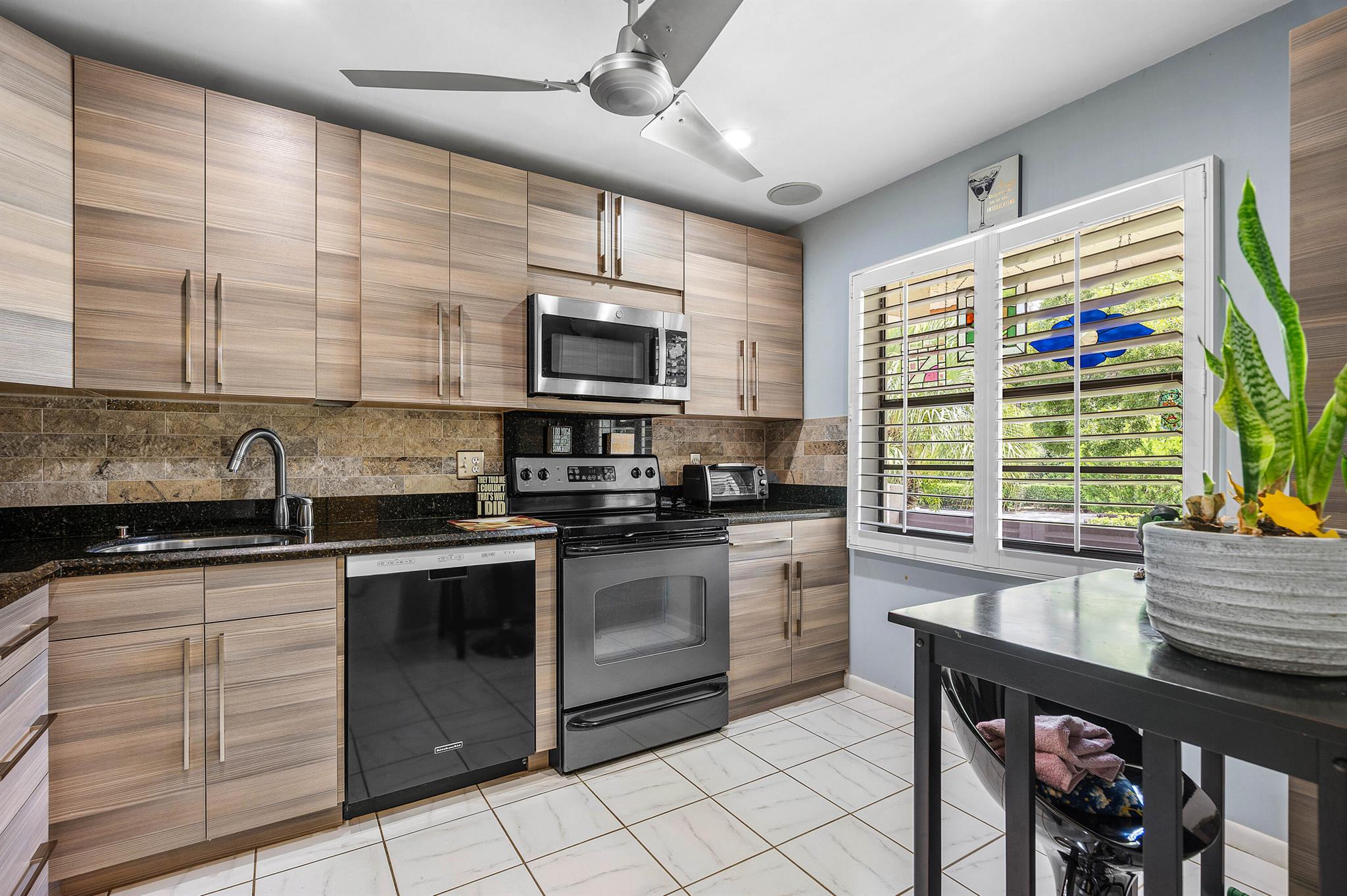 7951 Eastlake Drive 4-D