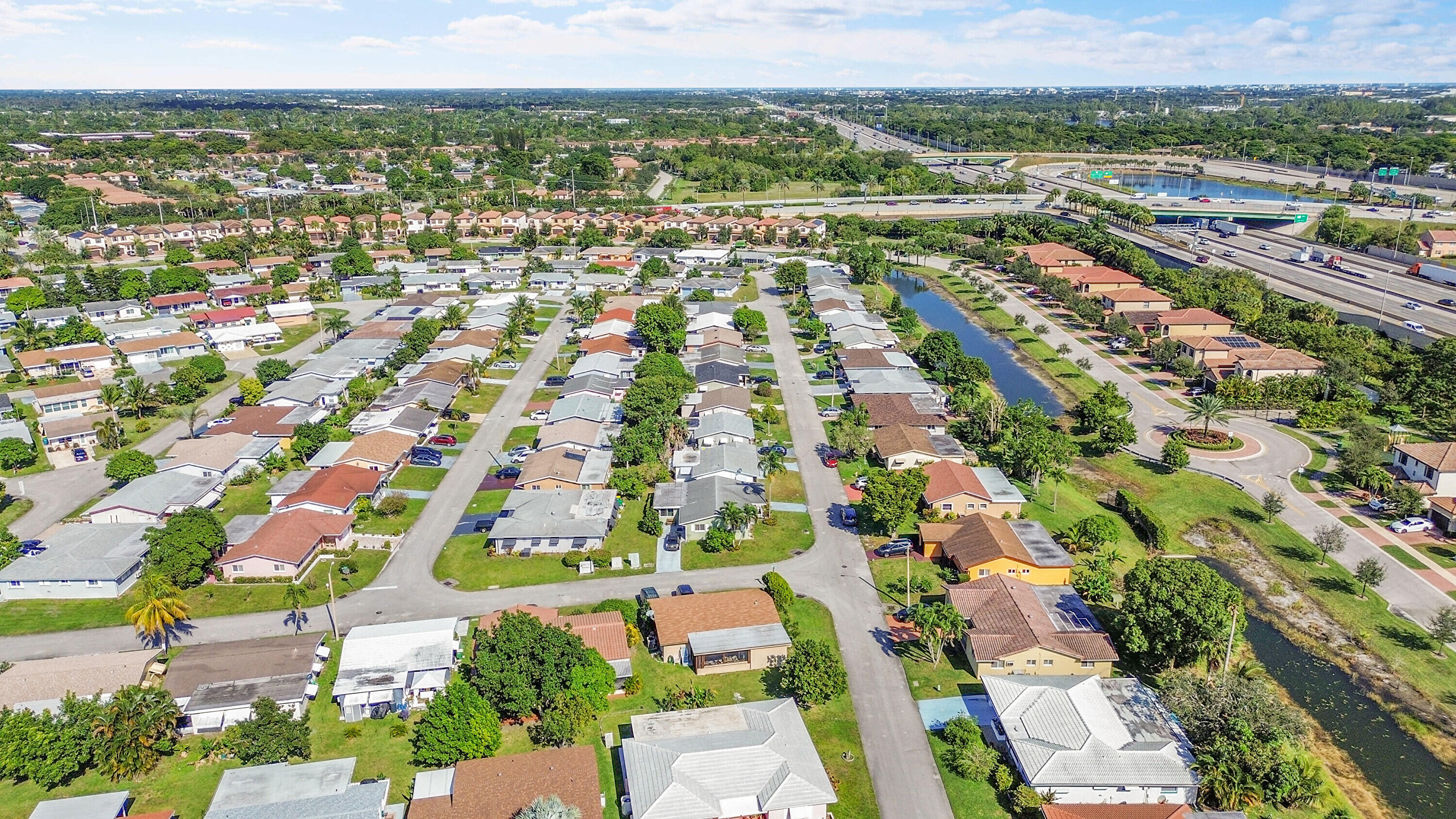 MAINLANDS OF TAMARAC LAKES - Residential