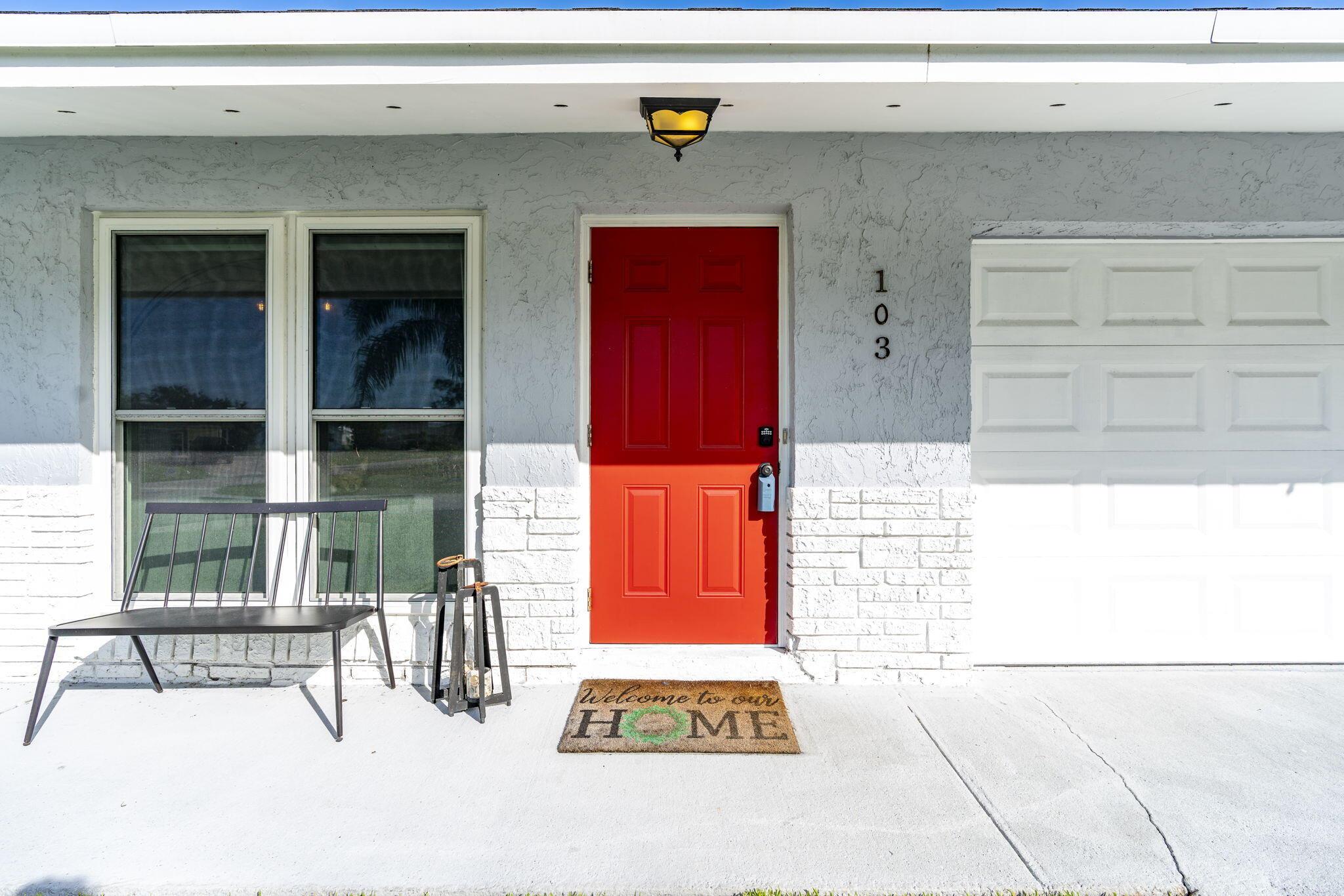 103 SE Norfolk Boulevard
