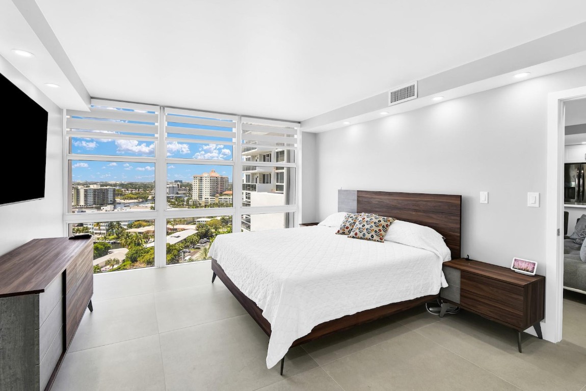 EMBASSY TOWER - Residential Lease