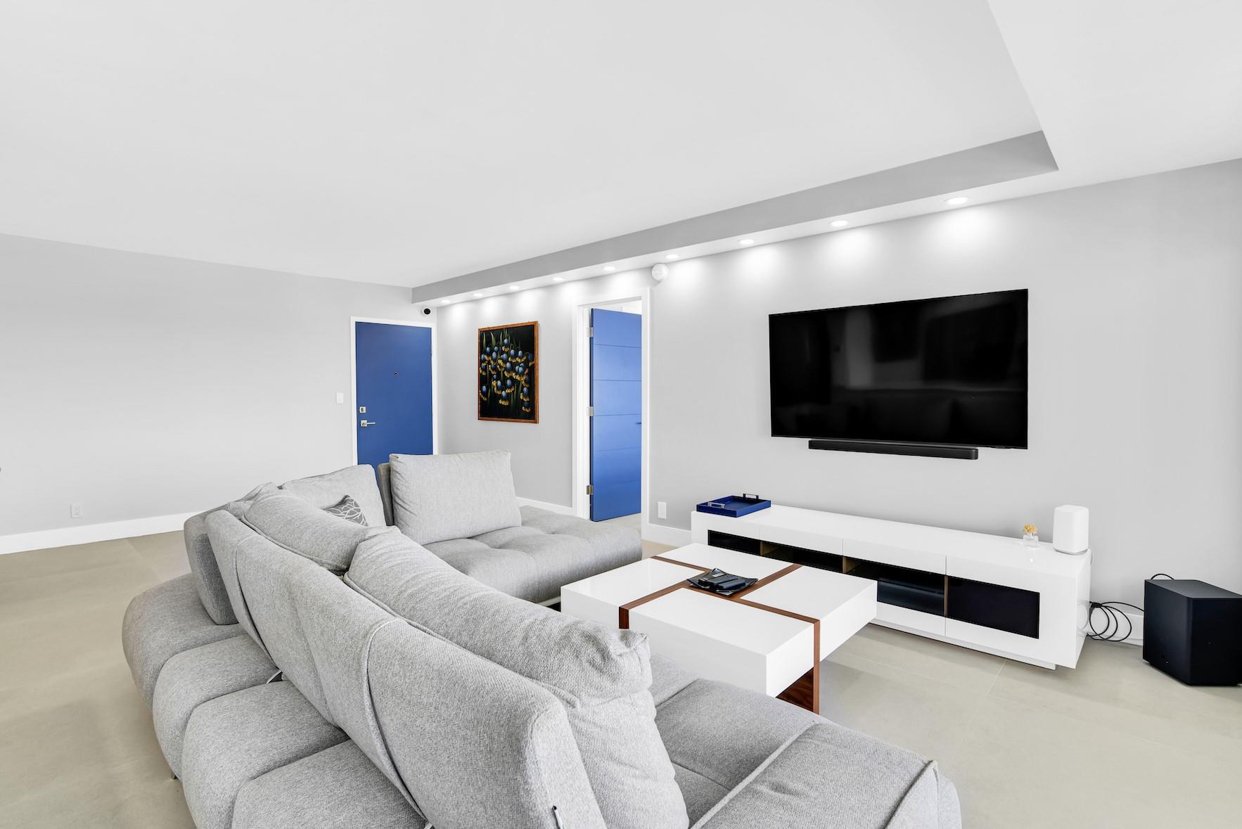 EMBASSY TOWER - Residential Lease