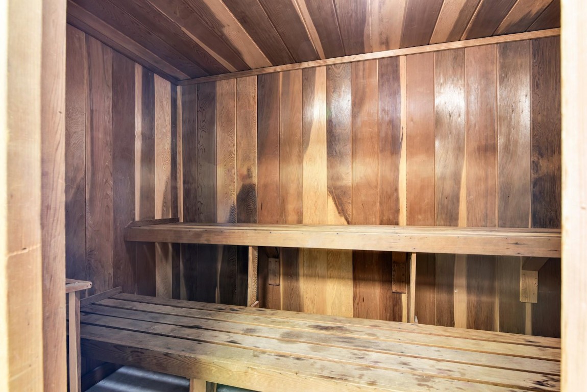 EMBASSY TOWER - Residential Lease