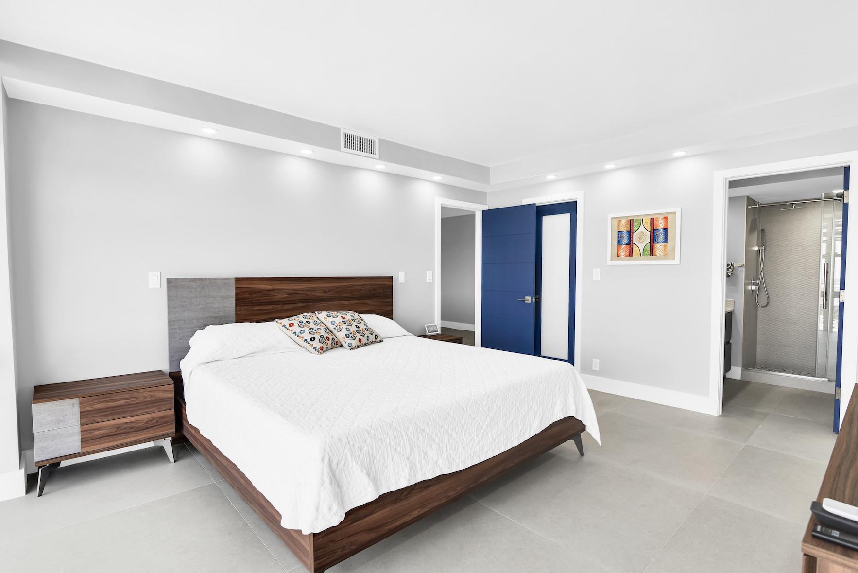 EMBASSY TOWER - Residential Lease