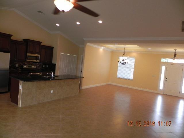 PORT ST LUCIE SECTION 39 - Residential Lease