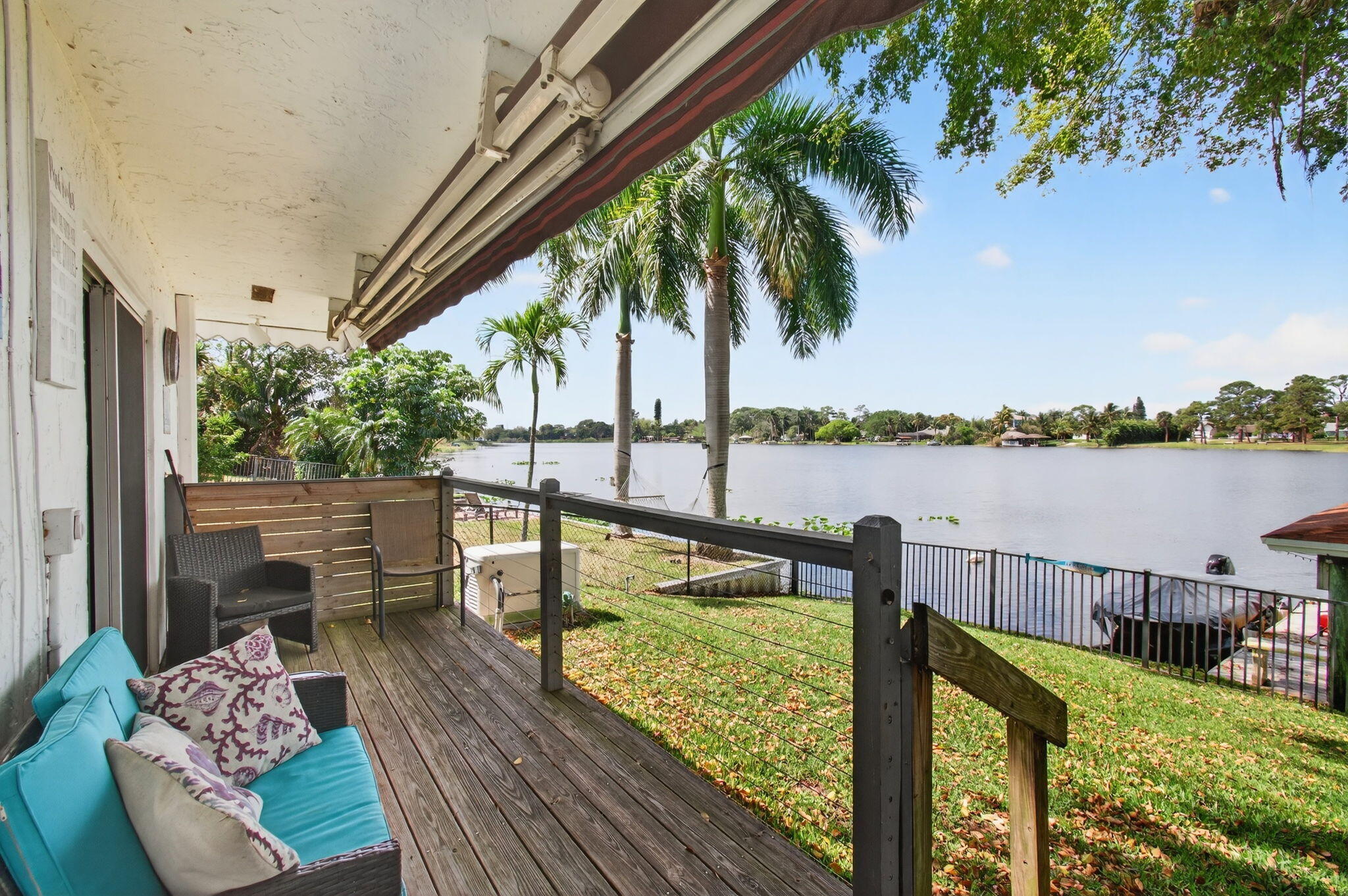 ISLAND ESTATES - Residential