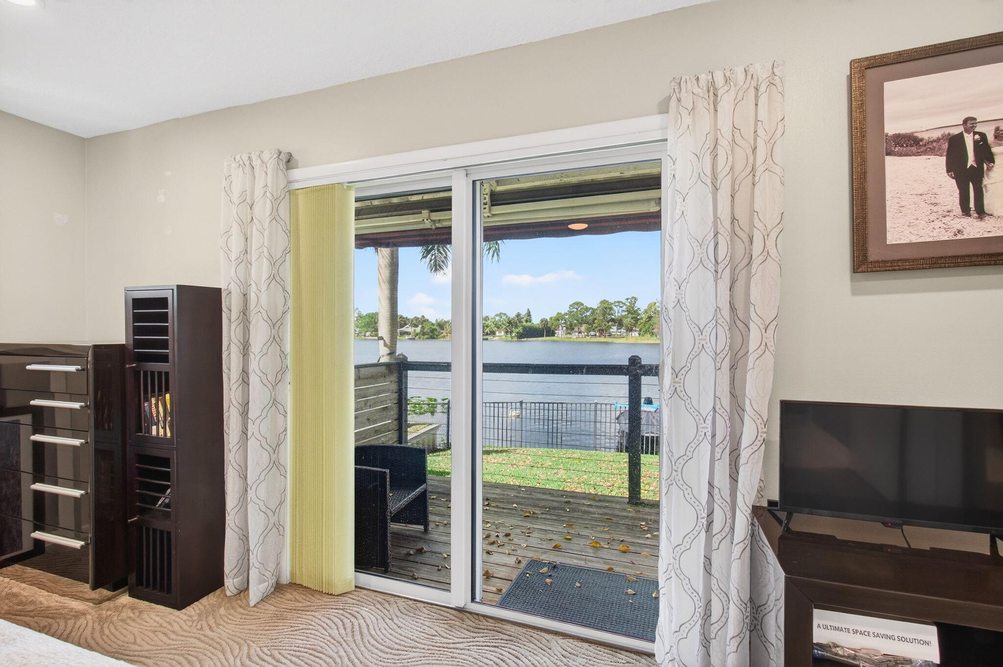 ISLAND ESTATES - Residential