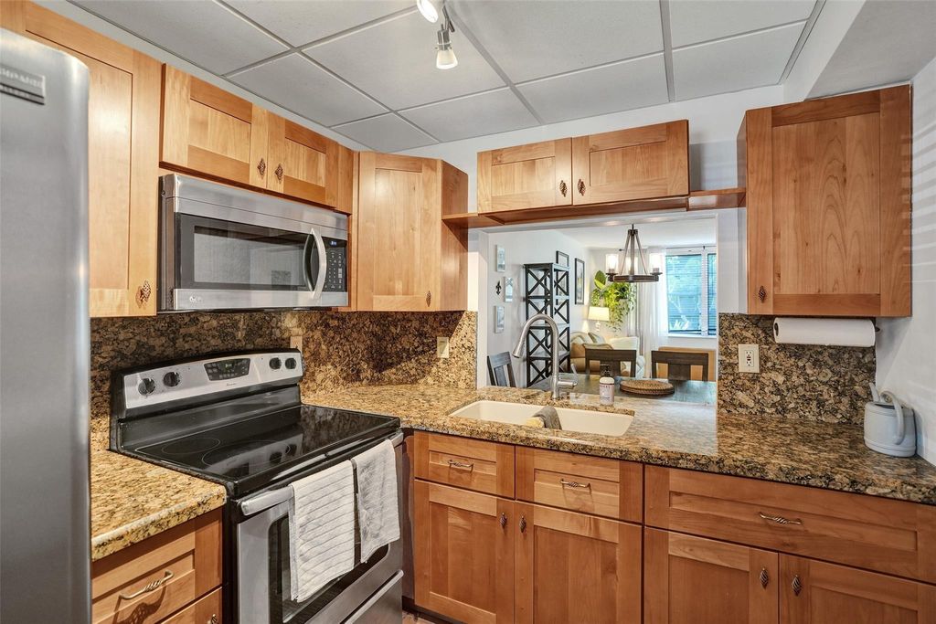 Photo of 4025 N Federal Highway #113A, Fort Lauderdale, FL 33308 (MLS # F10551814)