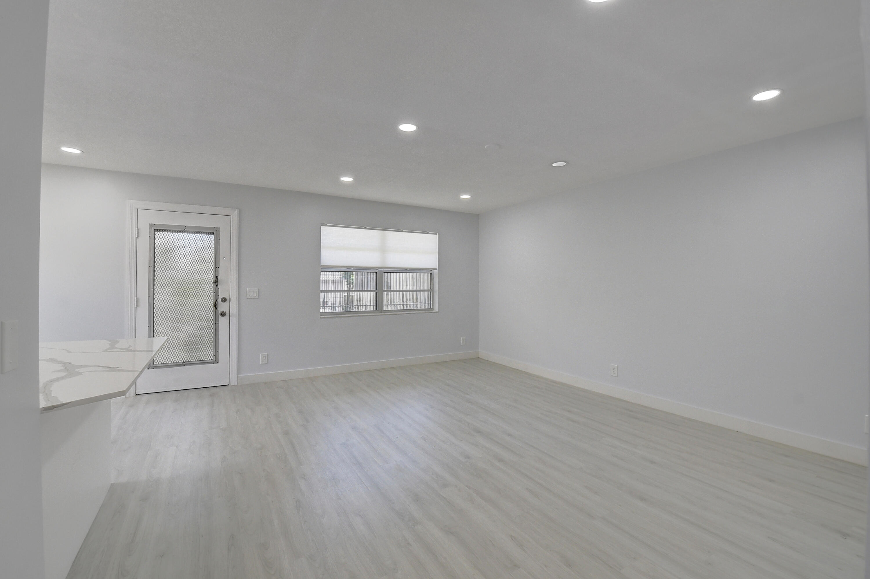 KINGS POINT MONACO CONDOS - Residential Lease